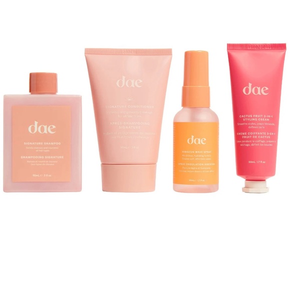 DAE Road Trip Mini Hair Set shampoo, conditioner, wave spray, styling cream $62 - Picture 4 of 8